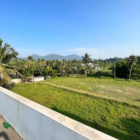 Wayanad Biriyomz Residency, Kalpatta, Low Cost Rooms And Deluxe Apartment Esterno foto