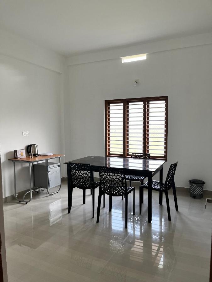Wayanad Biriyomz Residency, Kalpatta, Low Cost Rooms And Deluxe Apartment Esterno foto