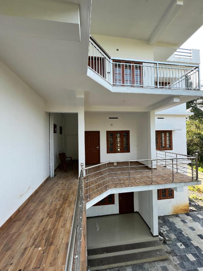 Wayanad Biriyomz Residency, Kalpatta, Low Cost Rooms And Deluxe Apartment Esterno foto