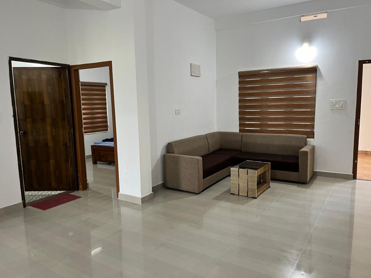 Wayanad Biriyomz Residency, Kalpatta, Low Cost Rooms And Deluxe Apartment Esterno foto
