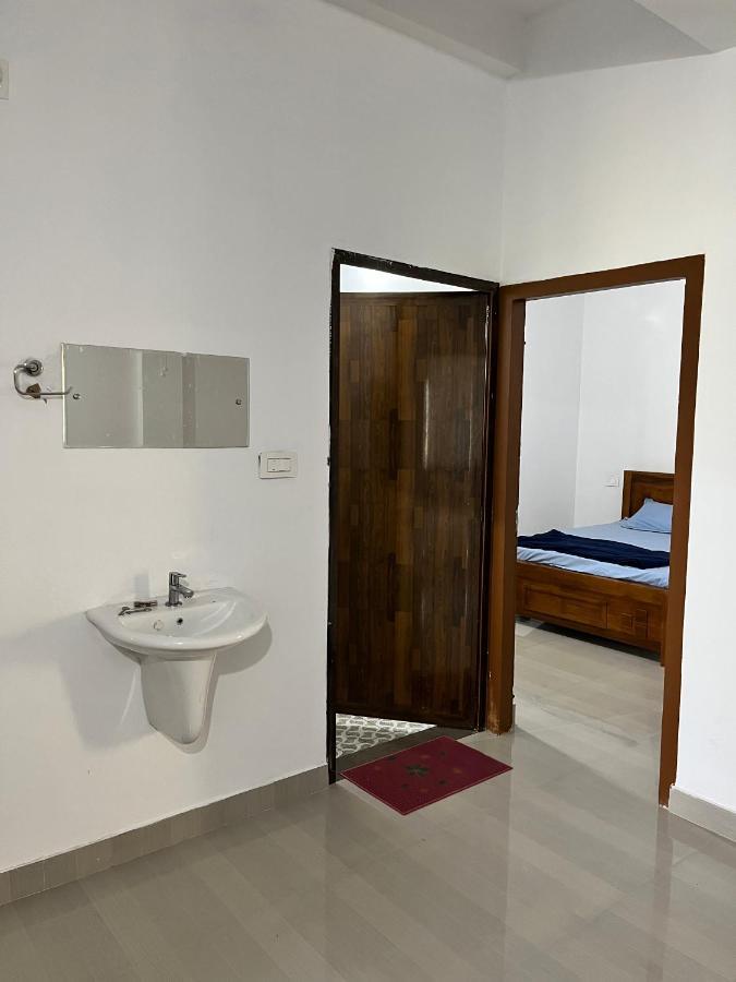 Wayanad Biriyomz Residency, Kalpatta, Low Cost Rooms And Deluxe Apartment Esterno foto