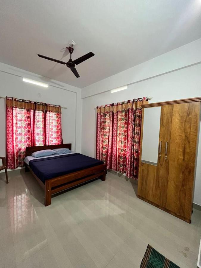 Wayanad Biriyomz Residency, Kalpatta, Low Cost Rooms And Deluxe Apartment Esterno foto